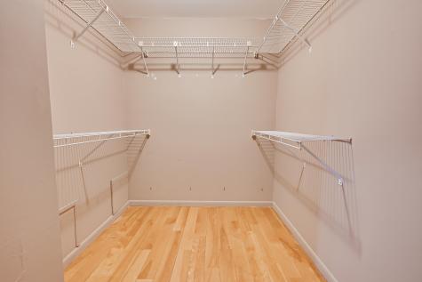 138 Oakmont Court Edison NJ 08820