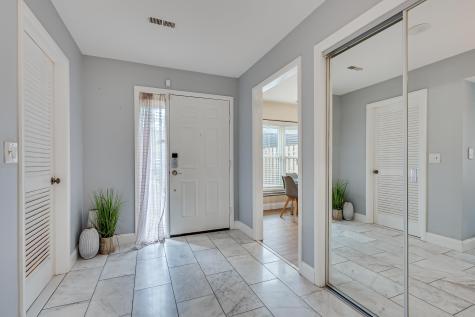 138 Oakmont Court Edison NJ 08820