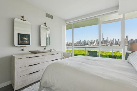800 Avenue At Port Imperial Weehawken NJ 07086