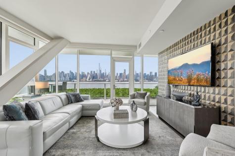 800 Avenue At Port Imperial Weehawken NJ 07086