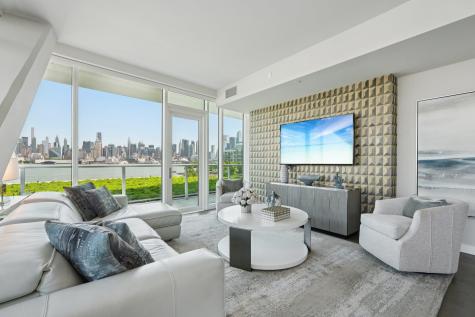 800 Avenue At Port Imperial Weehawken NJ 07086