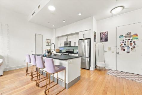 4 Beacon Way Jersey City NJ 07304