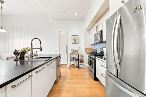4 Beacon Way Jersey City NJ 07304