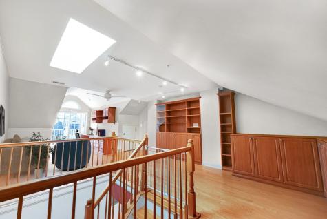 425 Newburgh Court West New York NJ 07093