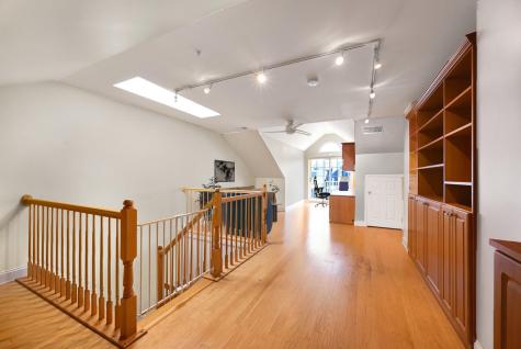 425 Newburgh Court West New York NJ 07093