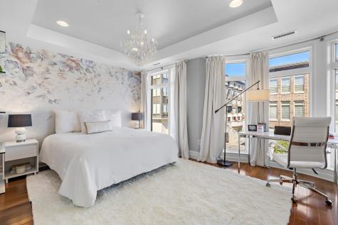 3 Oxford Landing Weehawken NJ 07086
