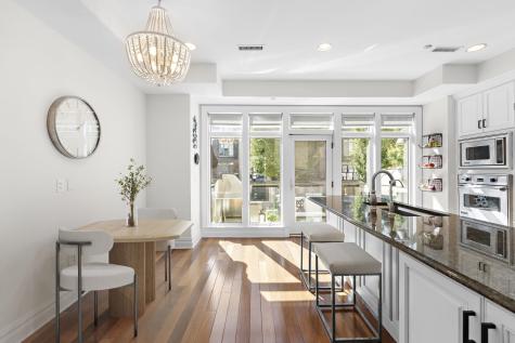 3 Oxford Landing Weehawken NJ 07086