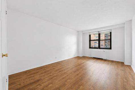 201 Street Pauls Avenue Jersey City NJ 07306