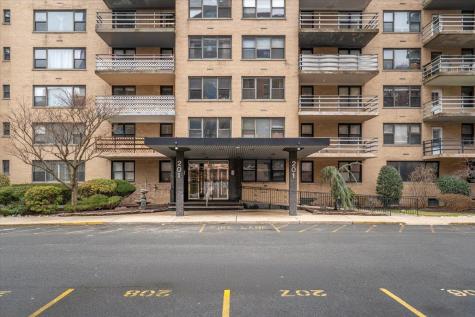 201 Street Pauls Avenue Jersey City NJ 07306