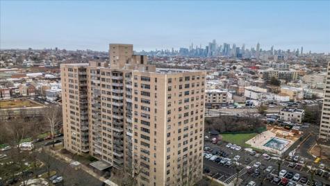 201 Street Pauls Avenue Jersey City NJ 07306