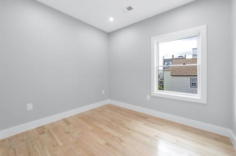 88 West 20th Street Bayonne NJ 07002