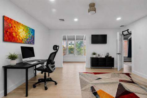 4B Cove Lane North Bergen NJ 07047