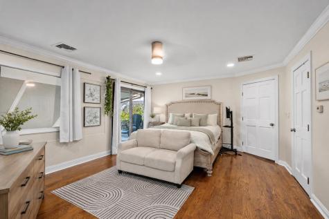 4B Cove Lane North Bergen NJ 07047