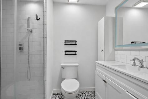 4B Cove Lane North Bergen NJ 07047