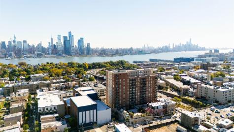 3312 Hudson Avenue Union City NJ 07087
