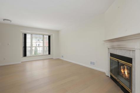 33 Holly Street Jersey City NJ 07305