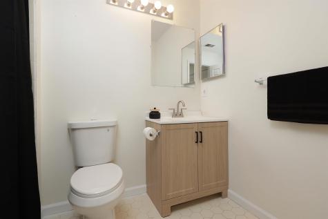 33 Holly Street Jersey City NJ 07305