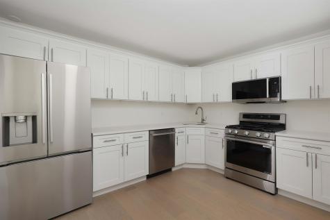 33 Holly Street Jersey City NJ 07305