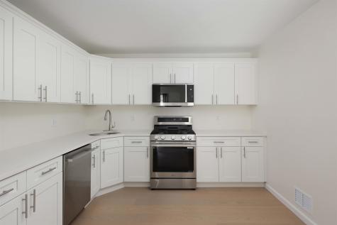 33 Holly Street Jersey City NJ 07305