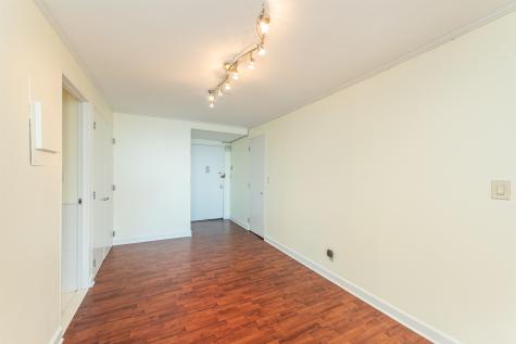 7004 Boulevard East Guttenberg NJ 07093