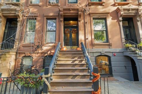 324 York Street Jersey City NJ 07302