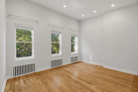 324 York Street Jersey City NJ 07302
