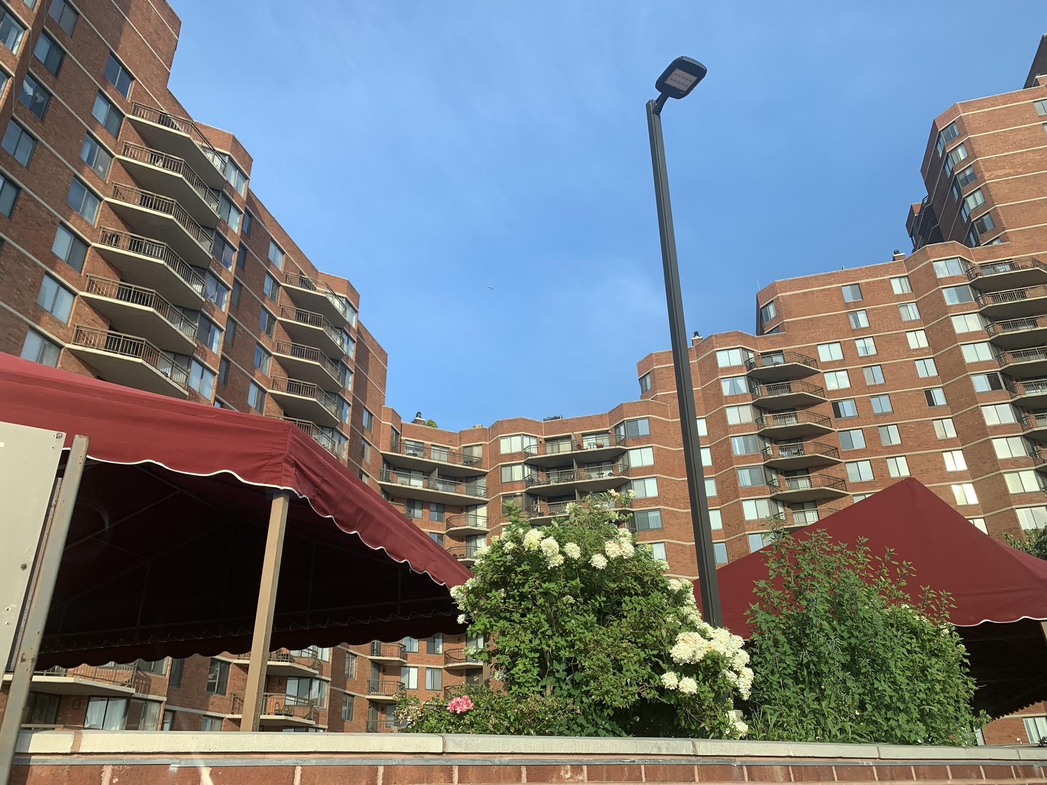 2105 Harmon Cove Tower Secaucus NJ 07094