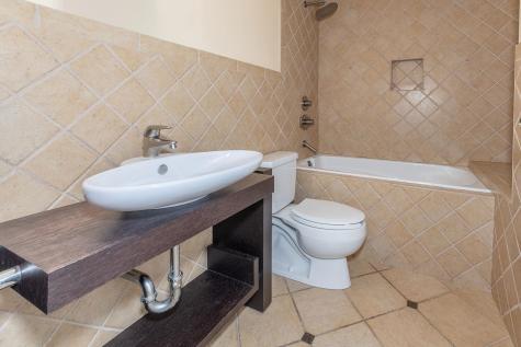 2105 Harmon Cove Tower Secaucus NJ 07094