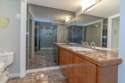 2105 Harmon Cove Tower Secaucus NJ 07094