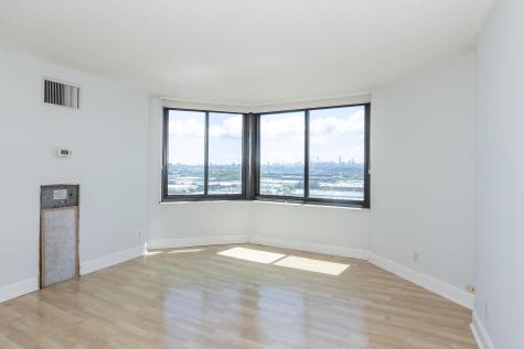 2105 Harmon Cove Tower Secaucus NJ 07094
