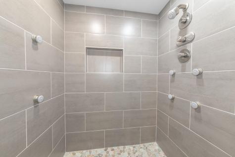 2105 Harmon Cove Tower Secaucus NJ 07094