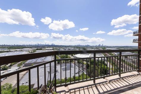 2105 Harmon Cove Tower Secaucus NJ 07094