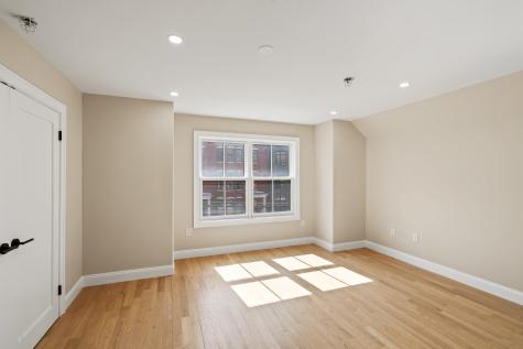 306 Grand Street Jersey City NJ 07302