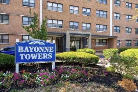 1225 Kennedy Boulevard Bayonne NJ 07002