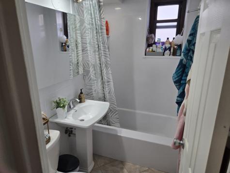 6515 Boulevard East West New York NJ 07093