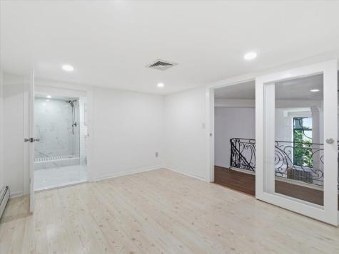 299 Pavonia Avenue Jersey City NJ 07302
