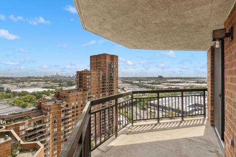 2032 Harmon Cove Tower Secaucus NJ 07094