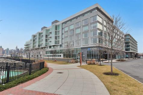 1000 Avenue At Port Imperial Weehawken NJ 07086