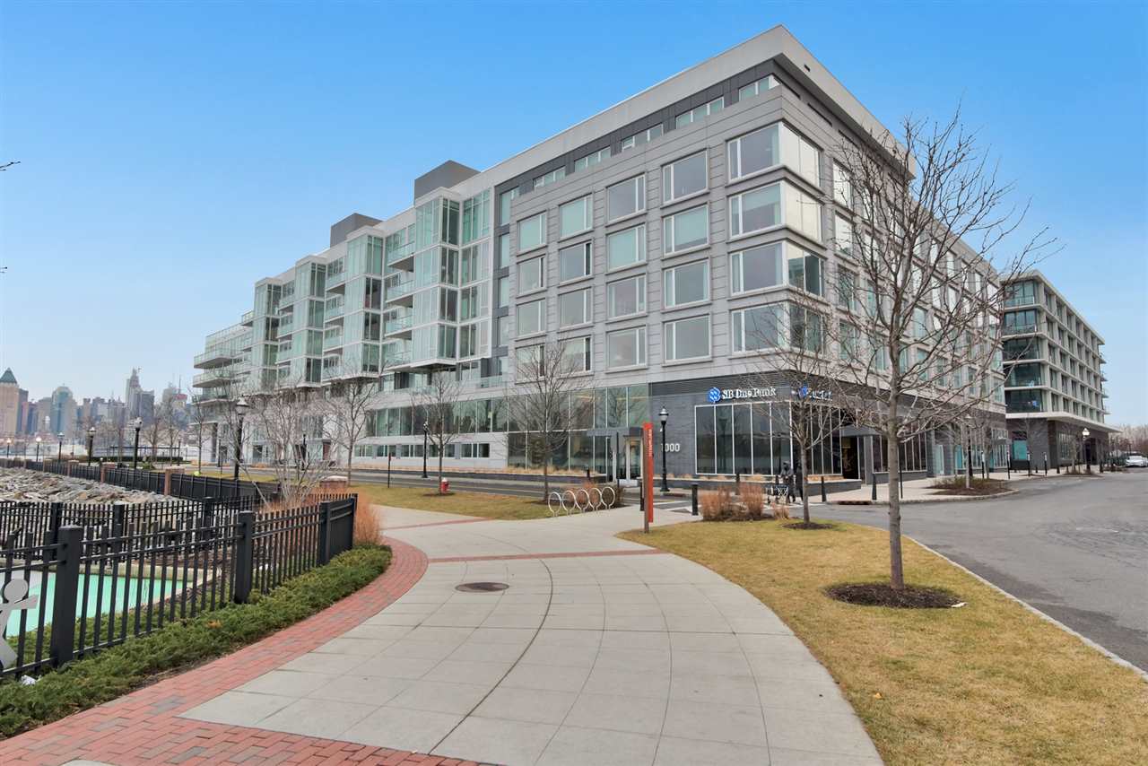 1000 Avenue At Port Imperial Weehawken NJ 07086