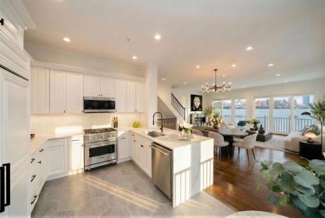 444A Albany Court West New York NJ 07093