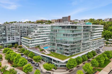 800 Avenue At Port Imperial Weehawken NJ 07086