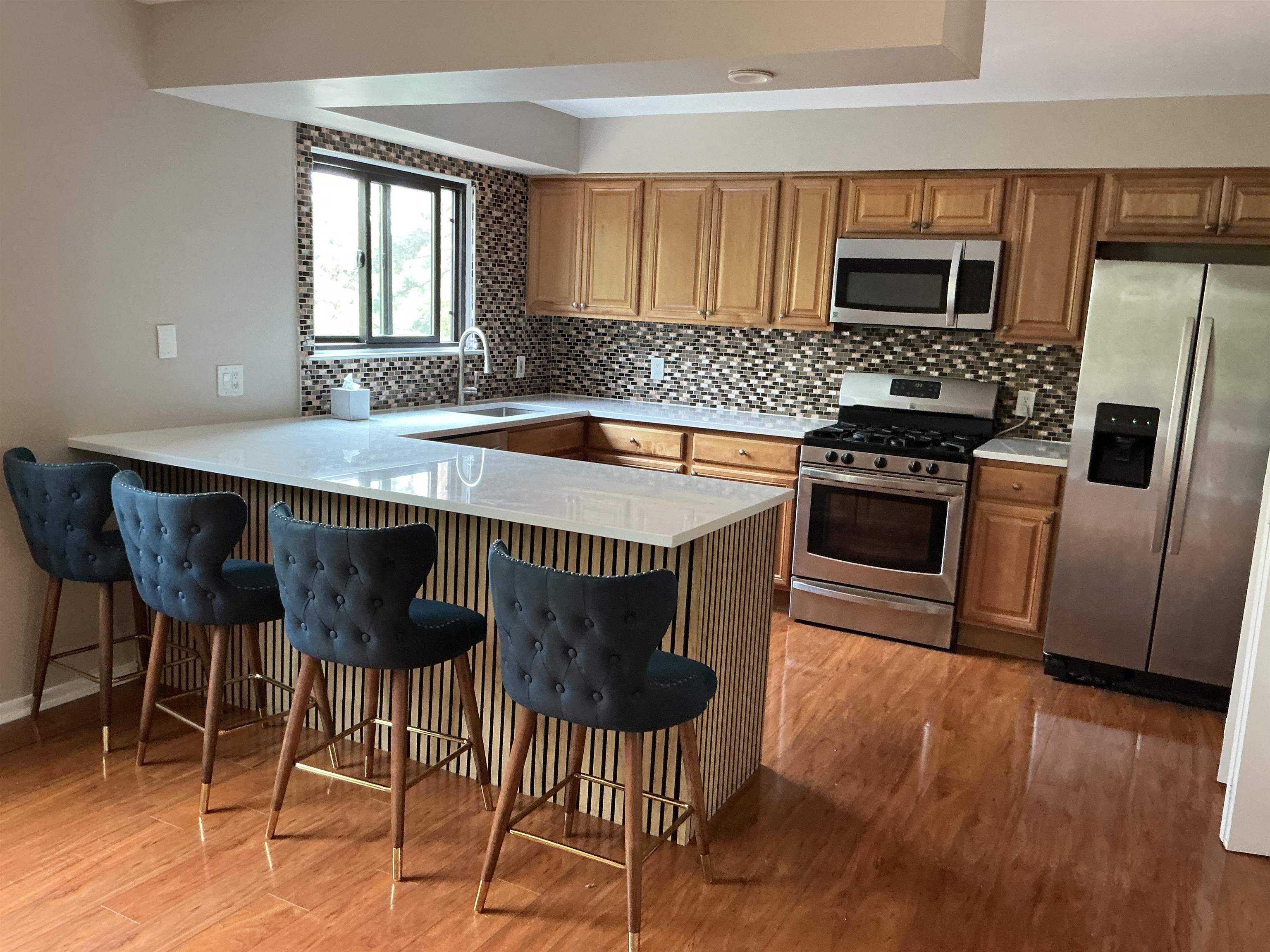 592 Sanderling Court Secaucus NJ 07094