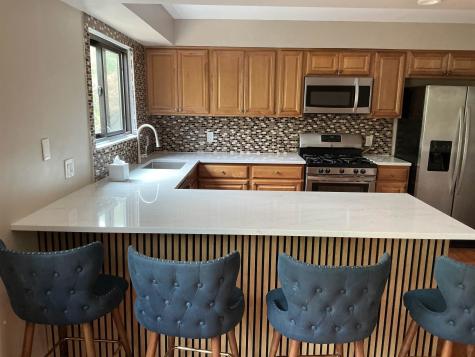 592 Sanderling Court Secaucus NJ 07094