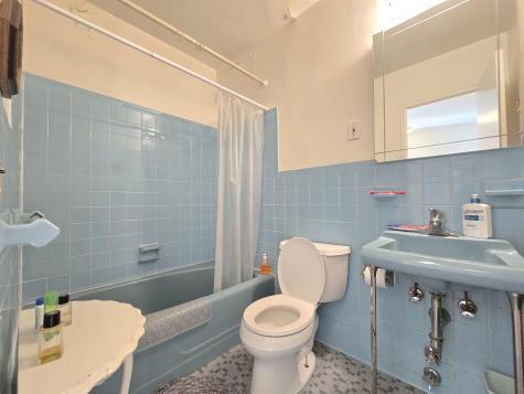 380 Mountain Road Union City NJ 07087