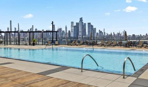 380 Mountain Road Union City NJ 07087