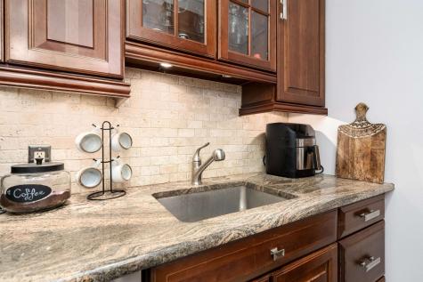 518-530 Gregory Avenue Weehawken NJ 07086