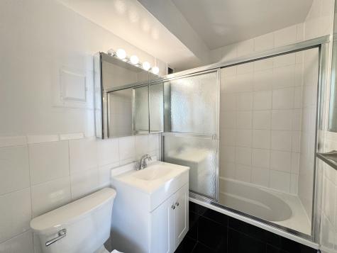 6515 Boulevard East West New York NJ 07093
