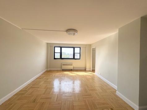 6515 Boulevard East West New York NJ 07093