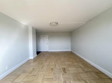 6515 Boulevard East West New York NJ 07093