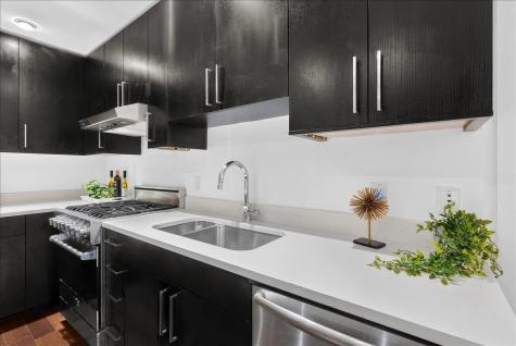 1100 Maxwell Lane Hoboken NJ 07030